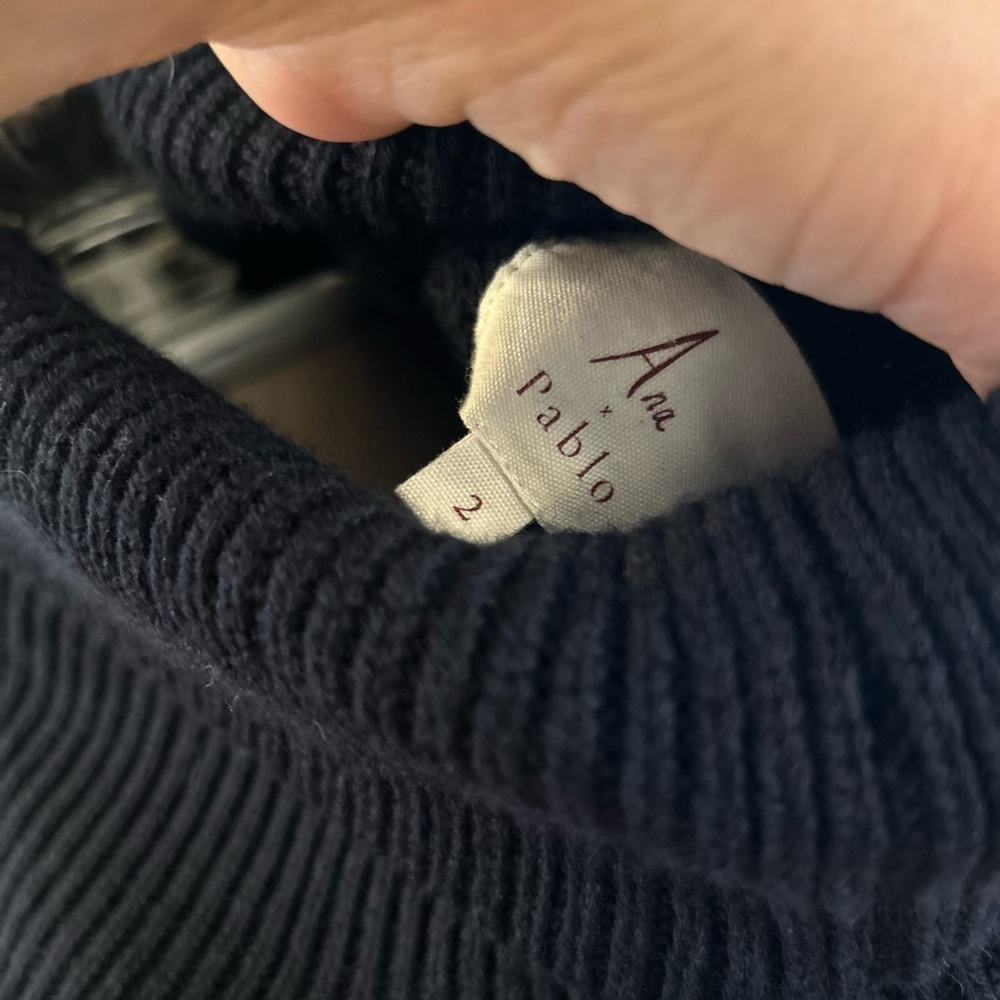 Ana X Pablo navy turtleneck wool sweater side slits oversized - Picture 7 of 7